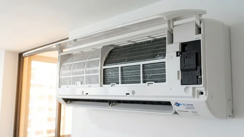 Billy Aircon serviced Toshiba aircon indoor unit with clean filters and coil in Singapore